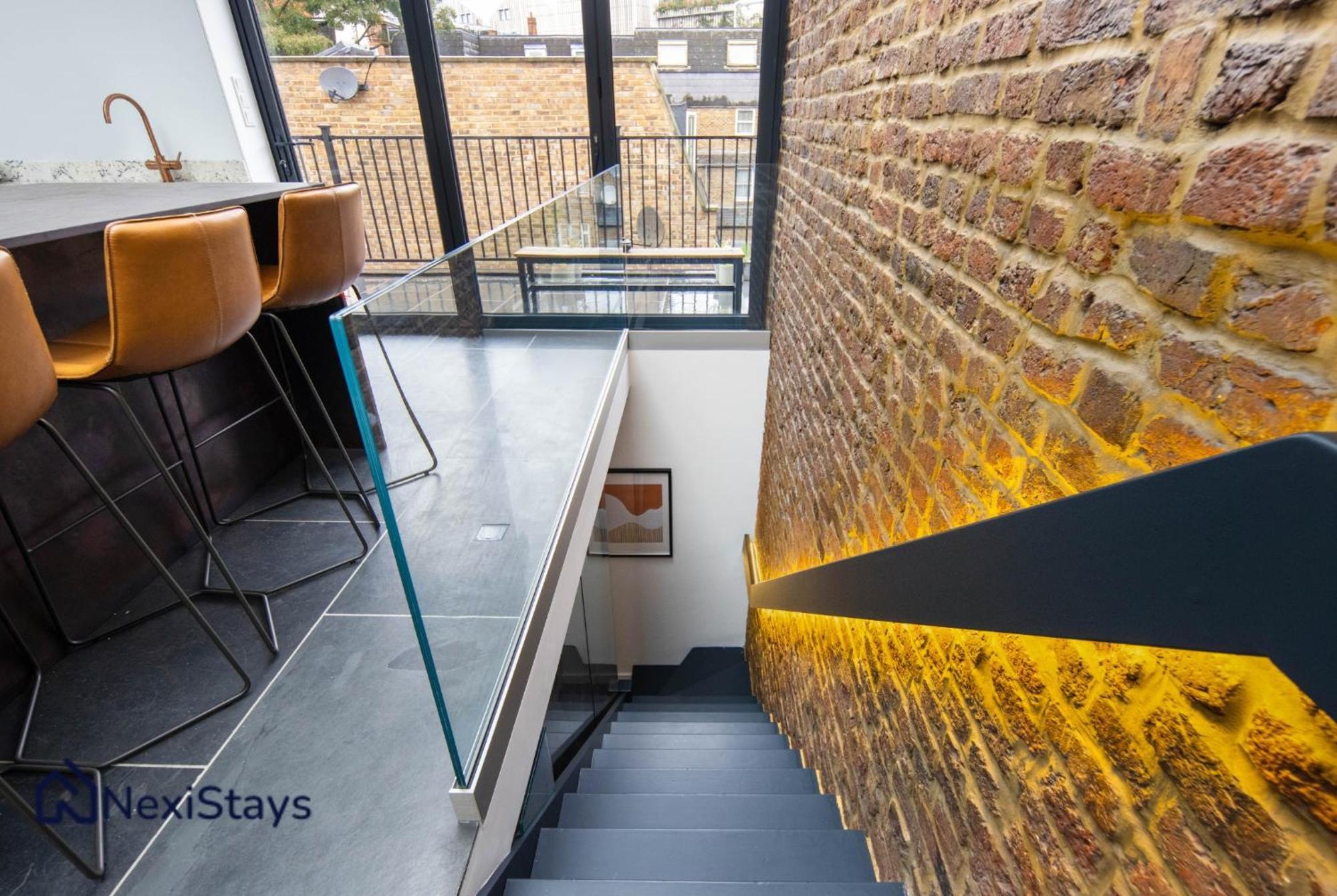 Apartament 1 Min Walk To Euston Station, Modern Townhouse Londyn Zewnętrze zdjęcie