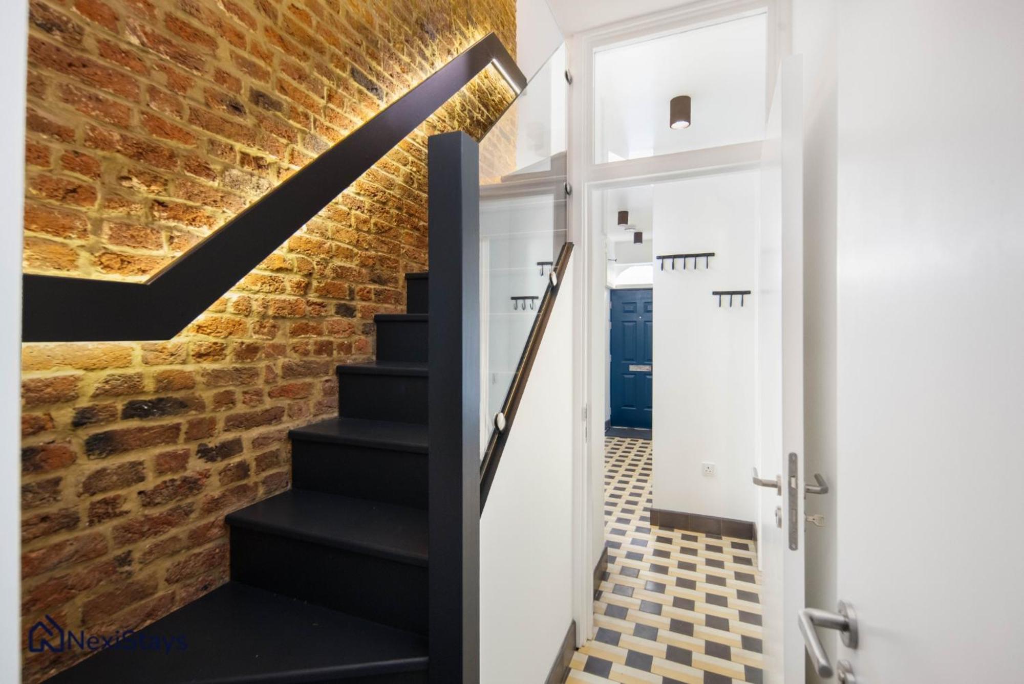 Apartament 1 Min Walk To Euston Station, Modern Townhouse Londyn Zewnętrze zdjęcie