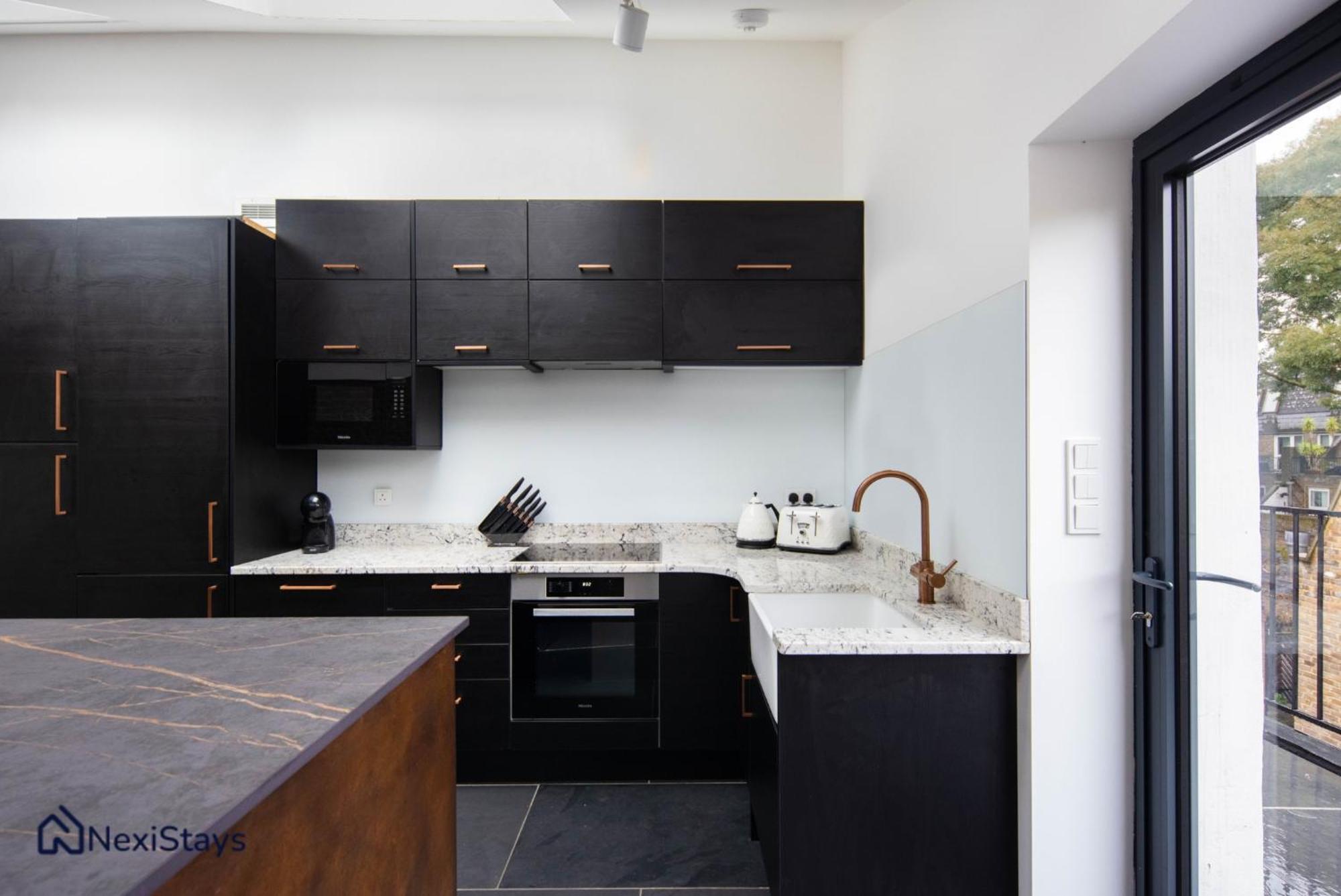 Apartament 1 Min Walk To Euston Station, Modern Townhouse Londyn Zewnętrze zdjęcie