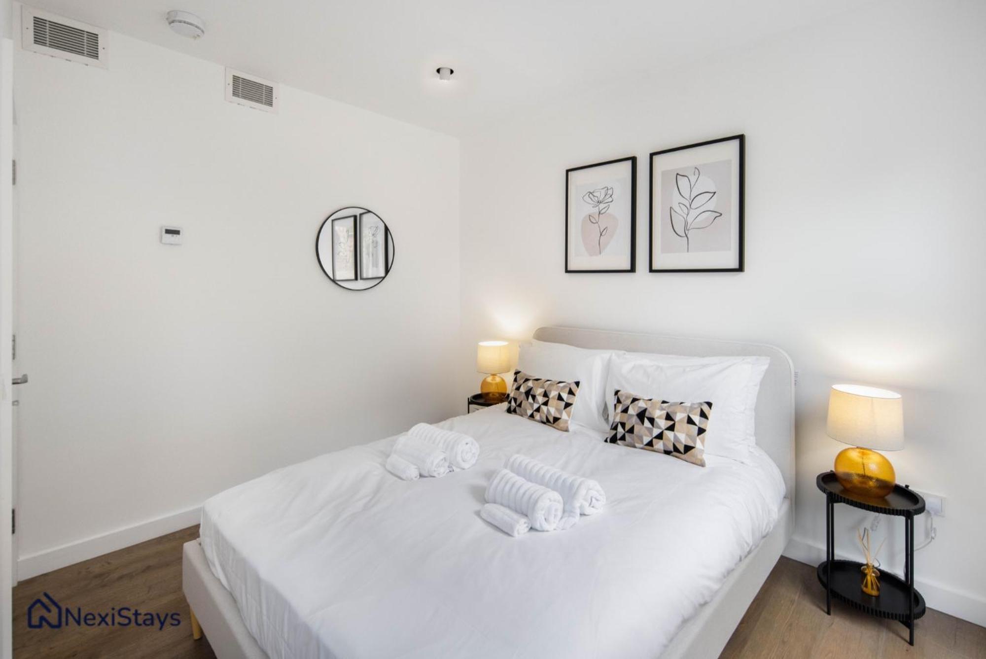 Apartament 1 Min Walk To Euston Station, Modern Townhouse Londyn Zewnętrze zdjęcie