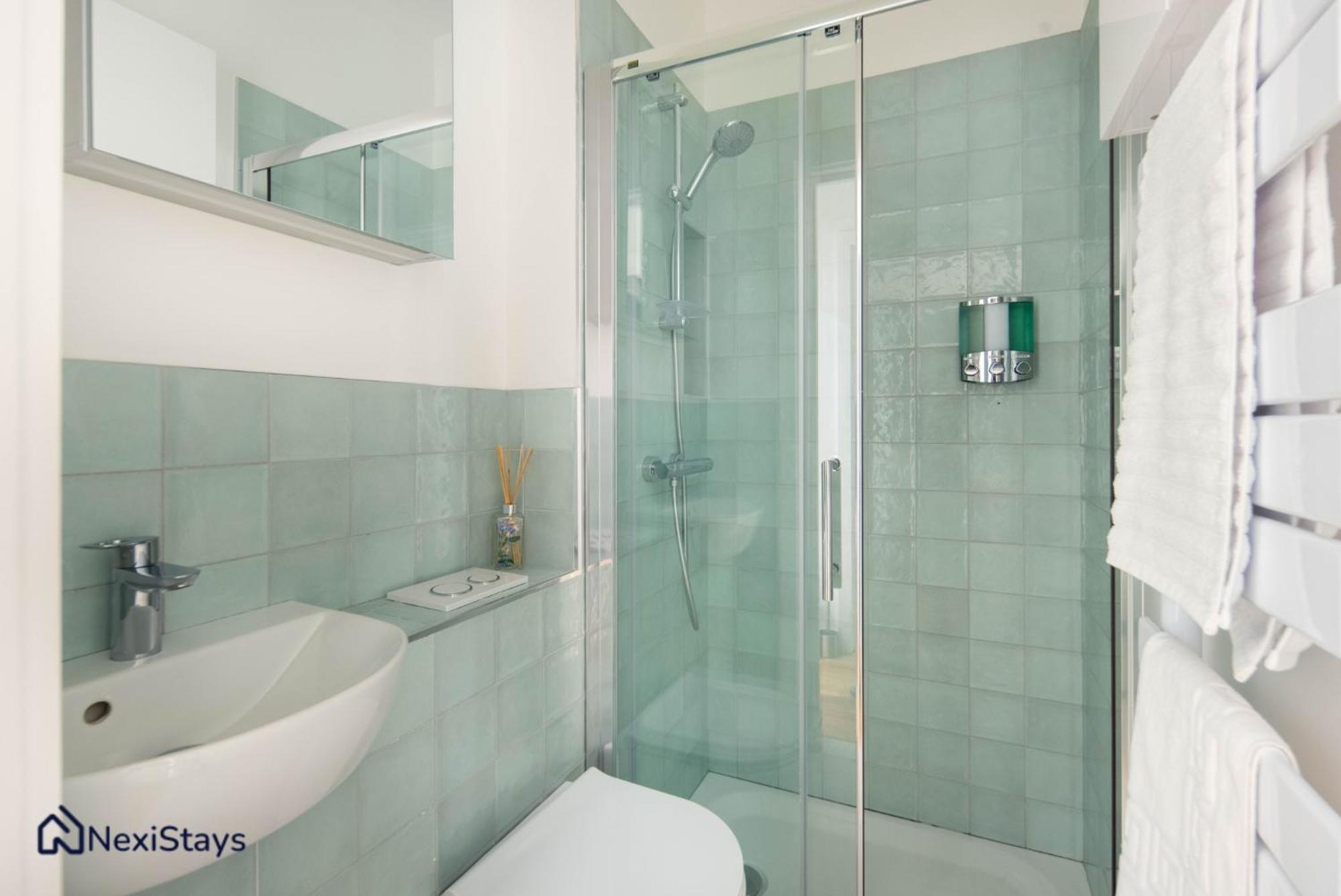 Apartament 1 Min Walk To Euston Station, Modern Townhouse Londyn Zewnętrze zdjęcie