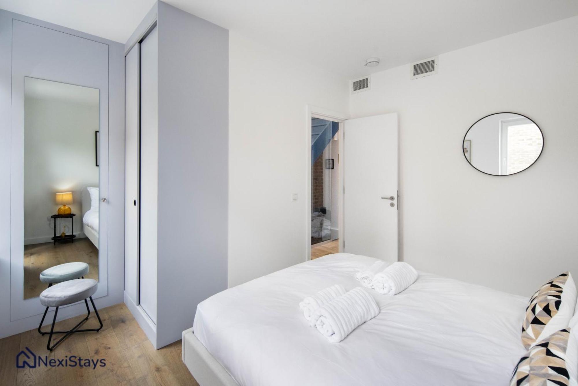 Apartament 1 Min Walk To Euston Station, Modern Townhouse Londyn Zewnętrze zdjęcie